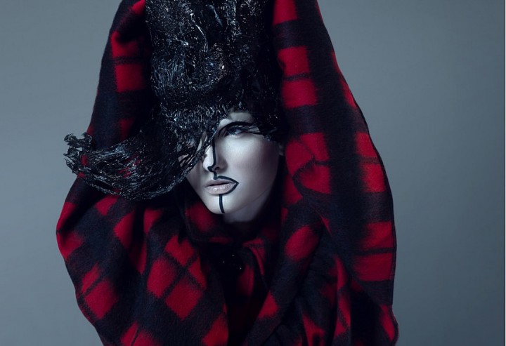 Sublime Magazine UK- Performance - Ale Burset -2012